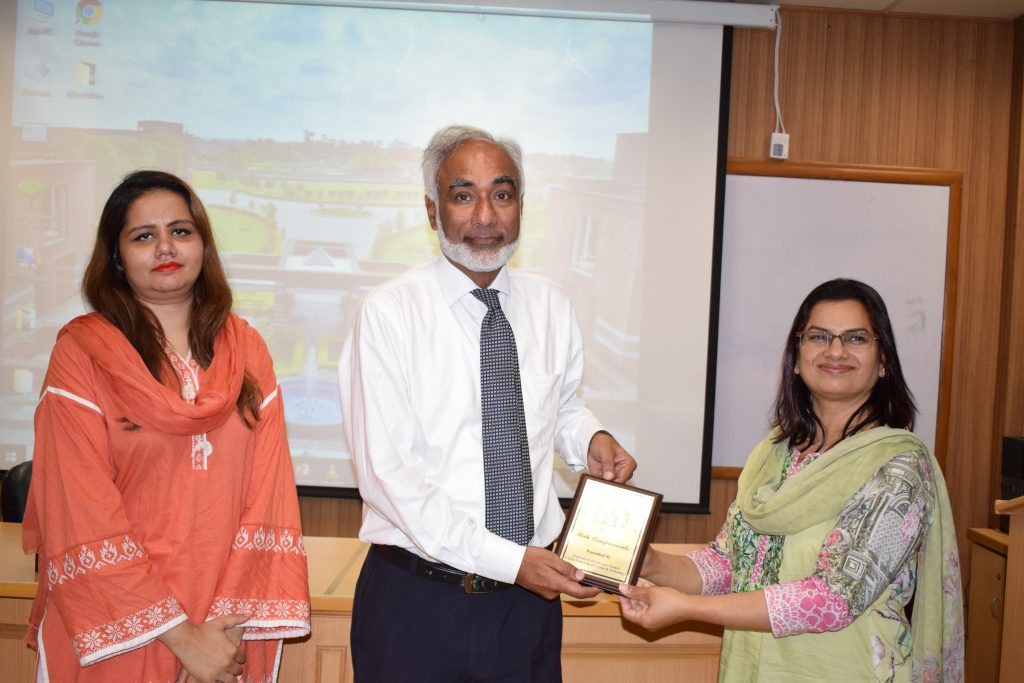 Seminar on Personal Grooming Capital University of Science & Technology